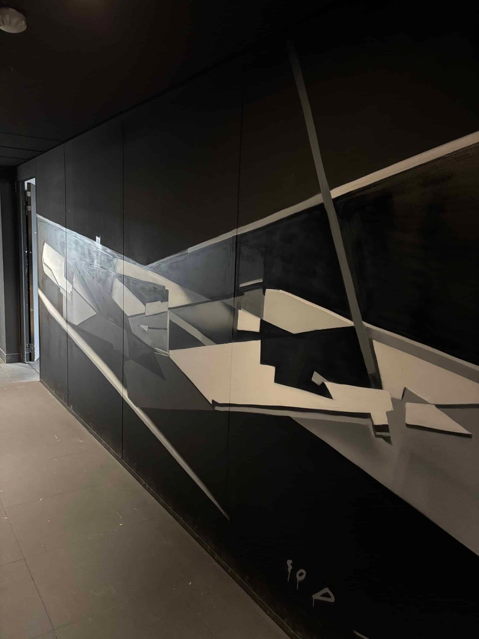 Mur noir et blanc géométrique — Zoo Art Show